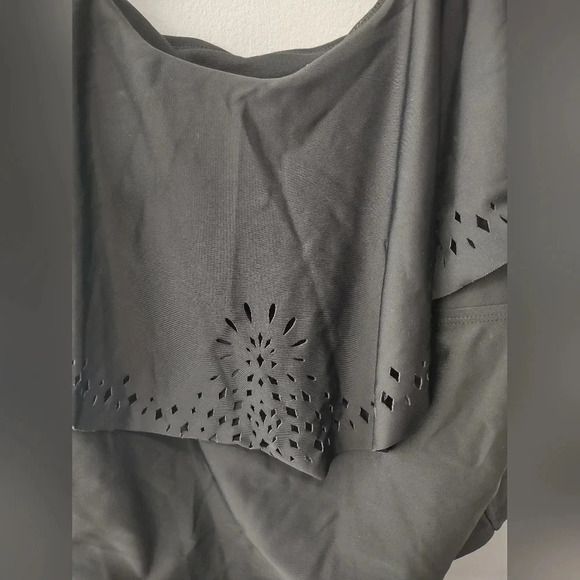 Ava & Viv black one piece swimsuit 18w  rouched waist summer beach slimming - Picture 2 of 6